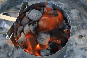 Holzkohlegrill anzünden – so geht es richtig